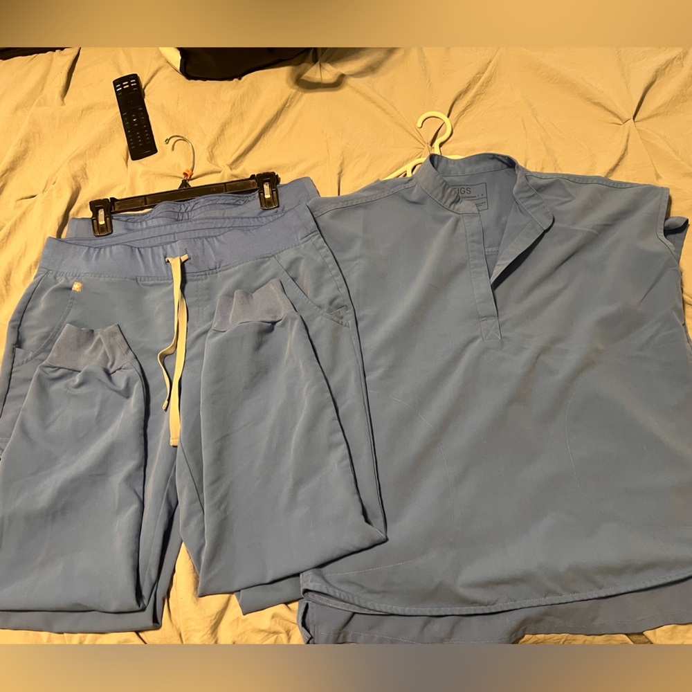 Figs Womens Light Blue Joggers